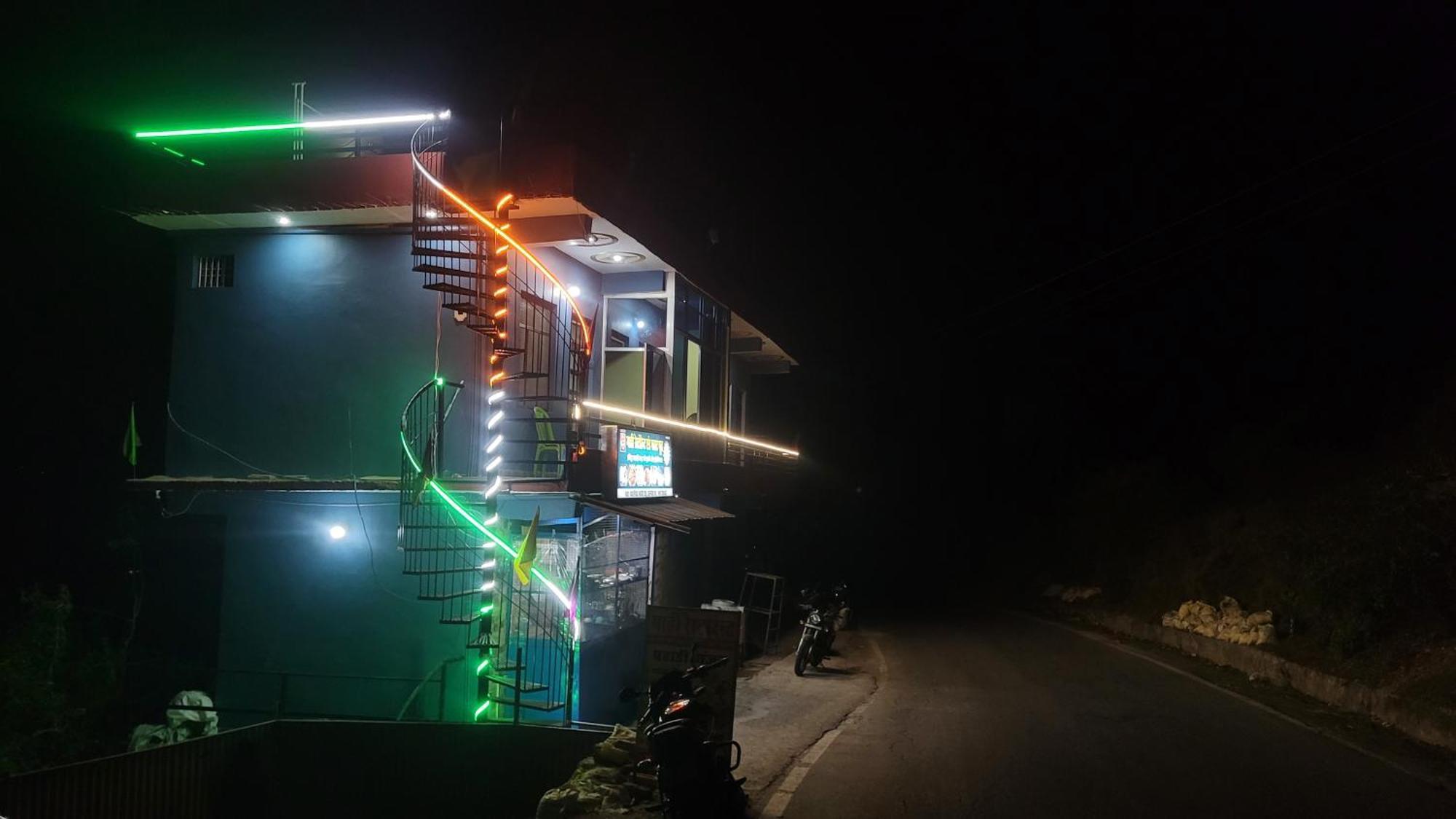Mahi Restaurant & Guest House Almora Eksteriør billede